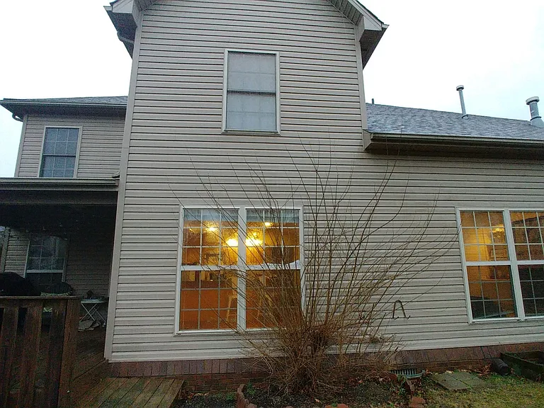 2205 Barrington Ln — Photo 52