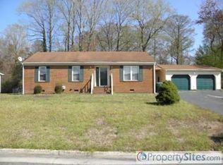 220 Locust St, Suffolk, VA 23434