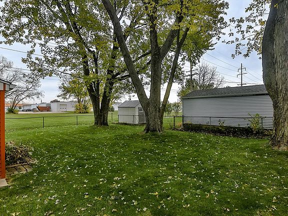 4th image of 1528 Kingsley Dr