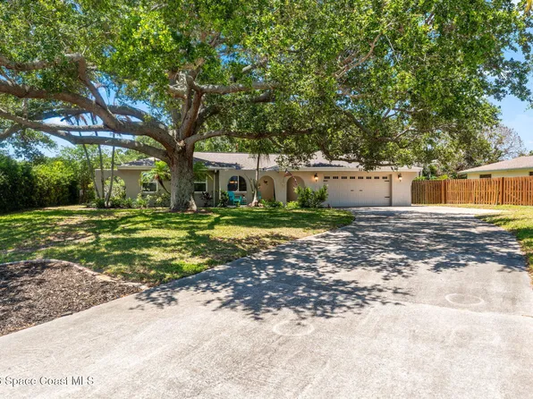 1245 Leslie Dr, Merritt Island, FL 32952