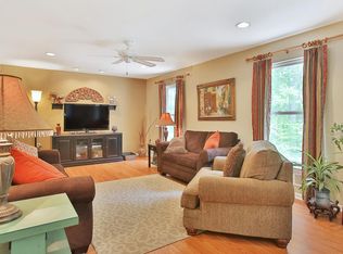 20 Riccis Dr, Jackson, NJ 08527