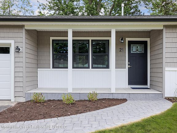 2nd image of 21 Stanford Drive