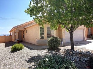 608 Via Canale SW, Albuquerque, NM 87121