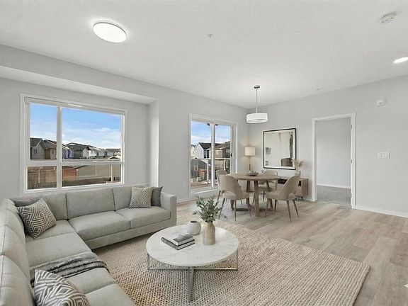 4th image of 220 E Seton Grv SE #3205