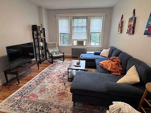 2nd image of 93 Chester St #1B