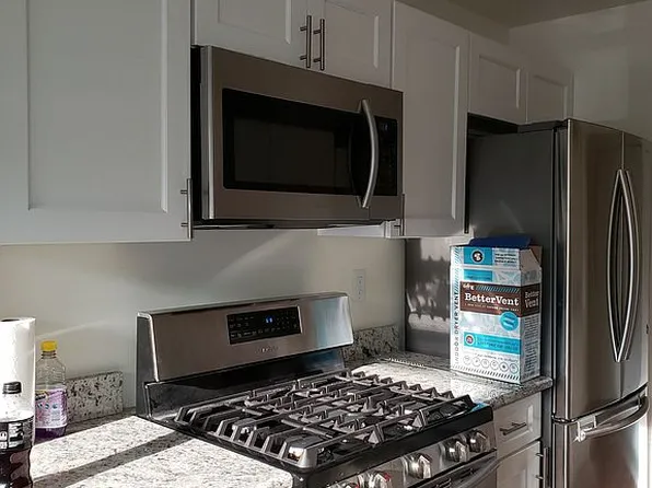 529 Sharon Ct, Woodbridge, NJ 07095