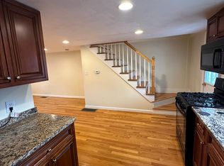 261 Neponset St #B, Canton, MA 02021