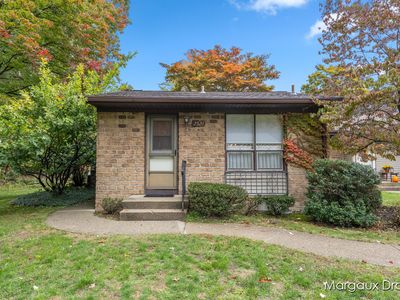 2521 Chatham Woods Dr SE #36, Grand Rapids, MI, 49546