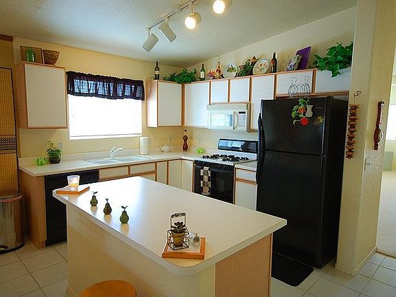 The kitchen with an island