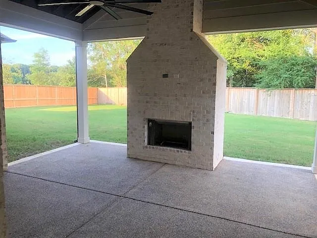 1302 Belfair Dr — Photo 11