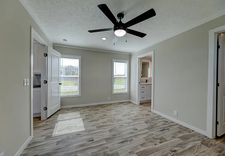 295 Seay Rd #38 — Photo 44