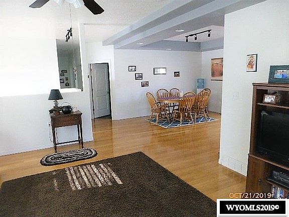 4th image of 1612 N Sunlight Dr
