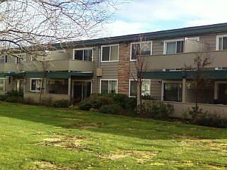 2nd image of 1848 M St APT 8