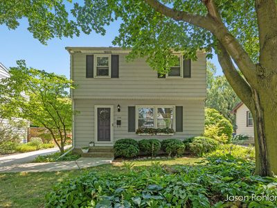 1330 Burke Ave NE, Grand Rapids, MI, 49505