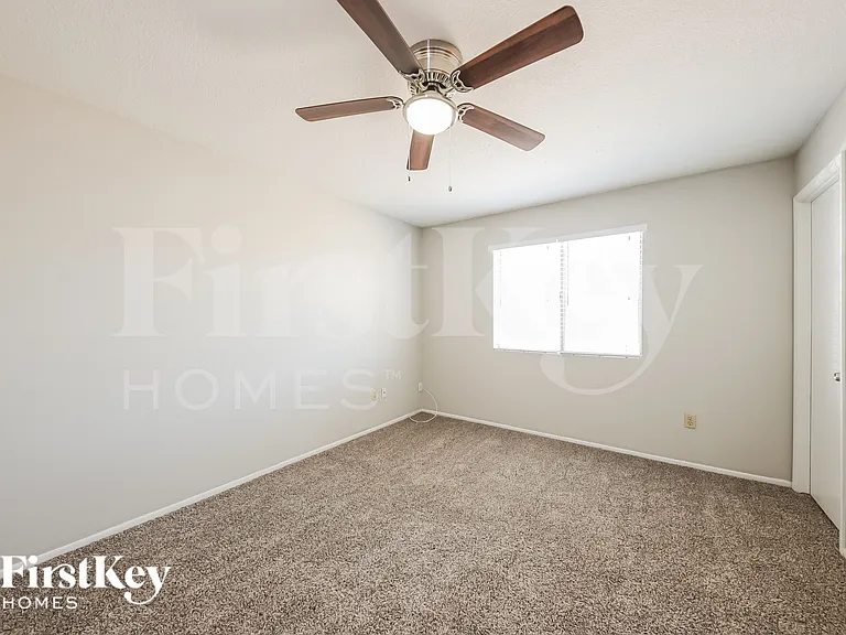 7232 W Brown St — Photo 10