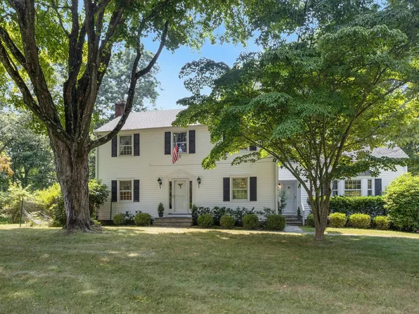 200 East Hunting Ridge Road, Stamford, CT 06903