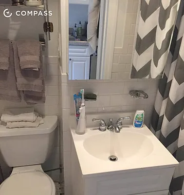 Rented by Compass | media 23