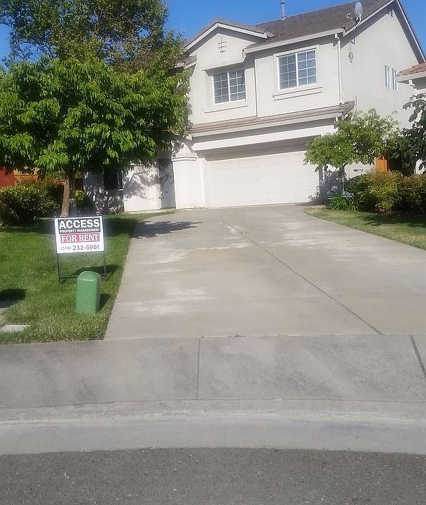 1st image of 734 Monarch Ct