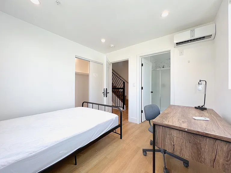 3100 S Normandie Ave — Photo 16