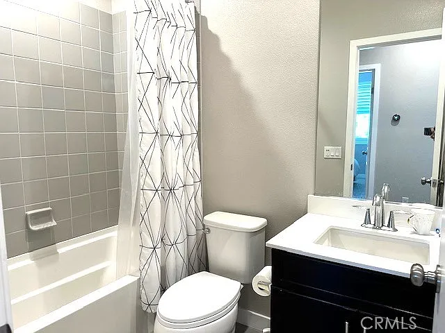 623 W Foothill Blvd #44 — Photo 11