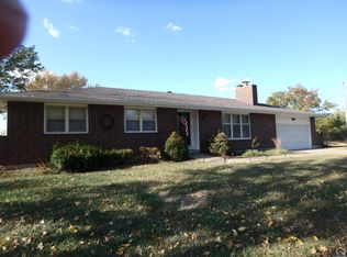6005 SW Shady Ridge Rd, Topeka, KS 66610