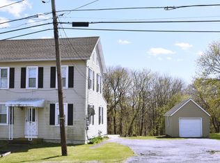 1098 Market St, Bangor, PA 18013