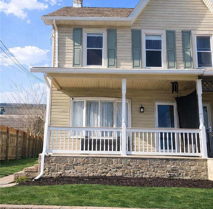 1st image of 110 Chestnut St