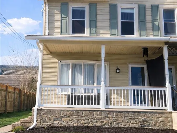 110 Chestnut St, Slatington, PA 18080