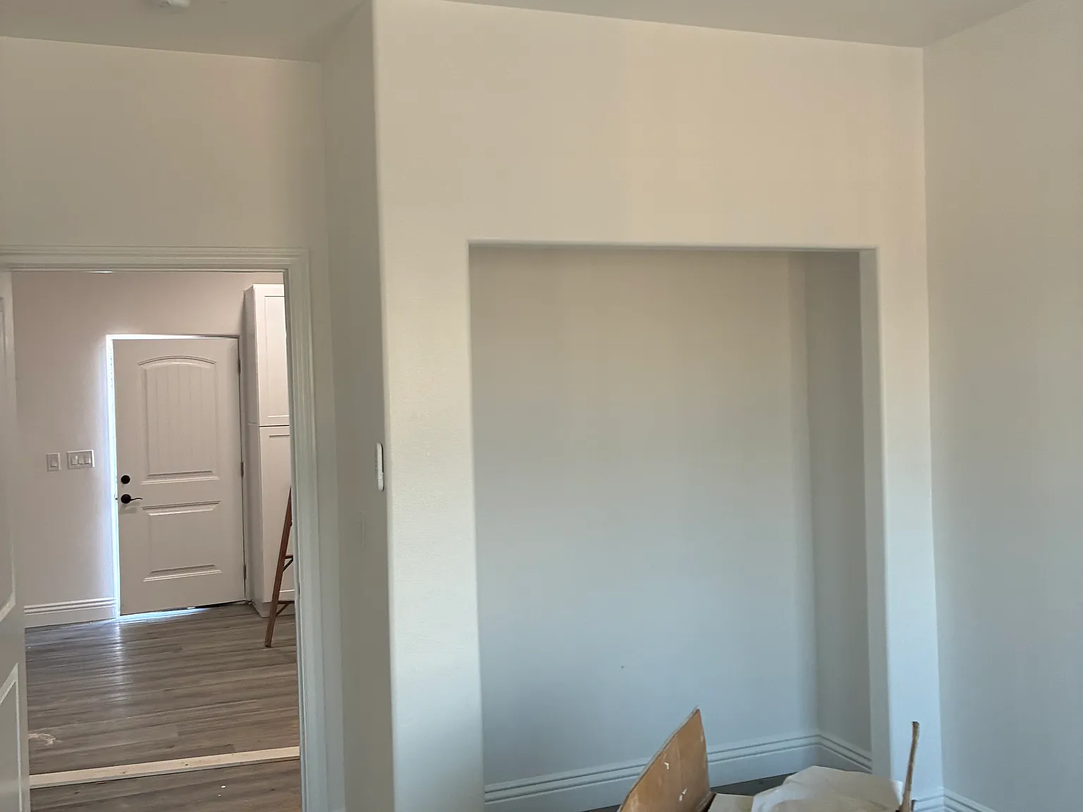 3 bed, 1200 sqft, $2,500 — Photo 4