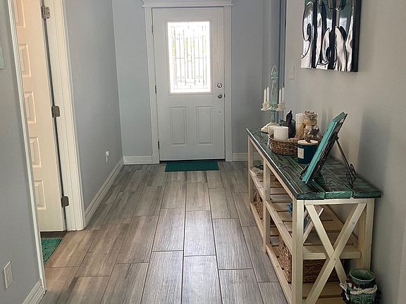 4th image of 15041 Tesoro Dr