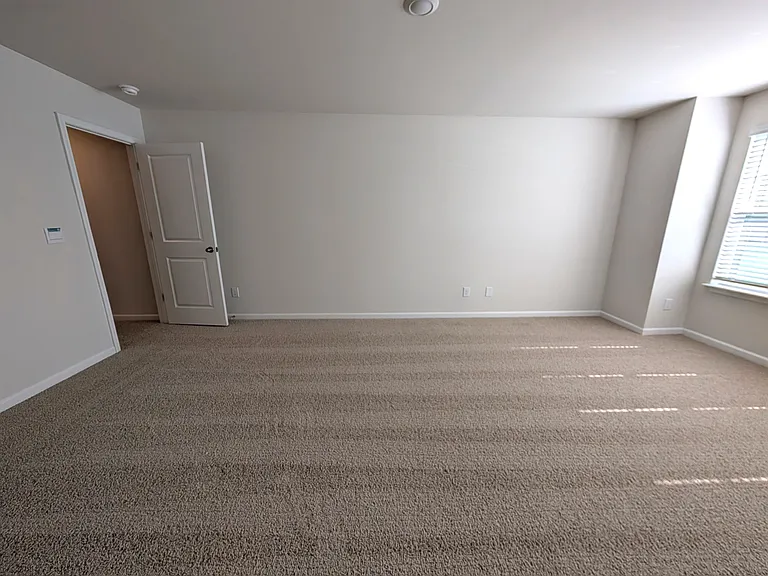 1662 Hallview Ct — Photo 8