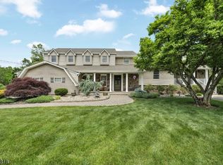104 Howell Dr, Branchburg Twp., NJ 08876