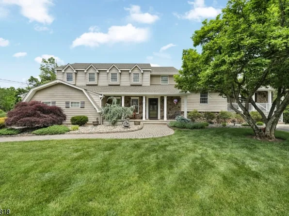 104 Howell Dr, Branchburg Twp., NJ 08876