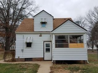 2017 17th Ave, Rockford, IL 61104