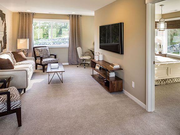 Holston- Upstairs Loft