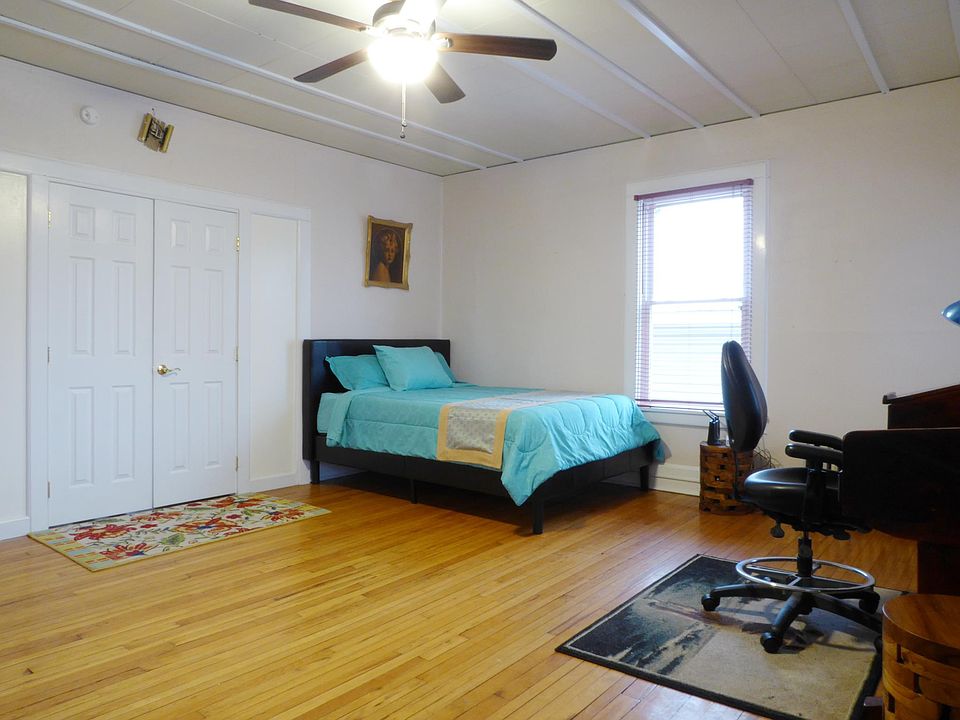Giant bedroom with huge private balcony!