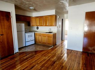 680 Evelyn Ave APT 1C, East Meadow, NY 11554