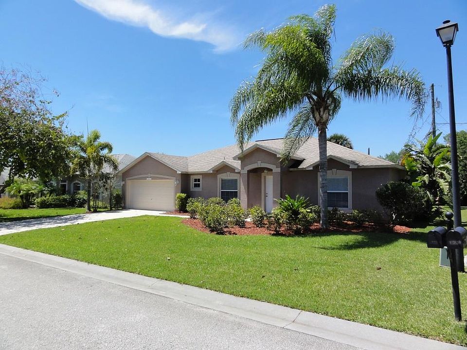 1st image of 133 37th Dr SW