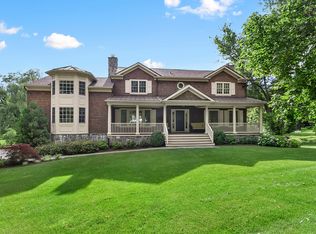 11 Maple Way, Armonk, NY 10504