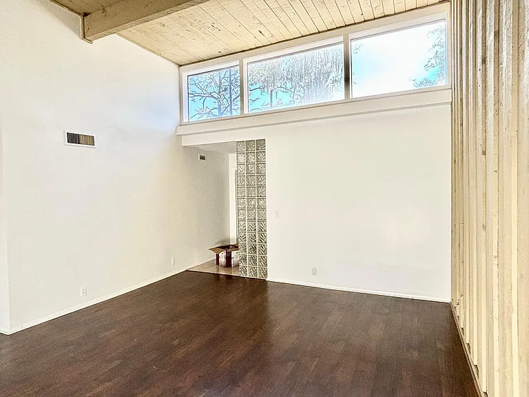 263 Crown Oaks Way — Photo 7