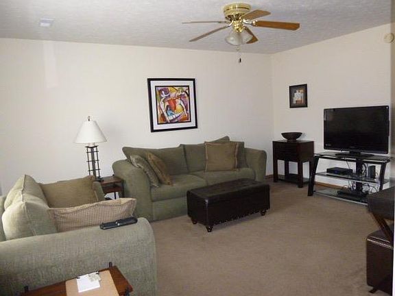 5th image of 105 Glenview Dr