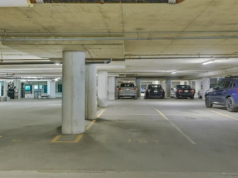 350 Revere Beach Blvd #6-6W — Photo 36