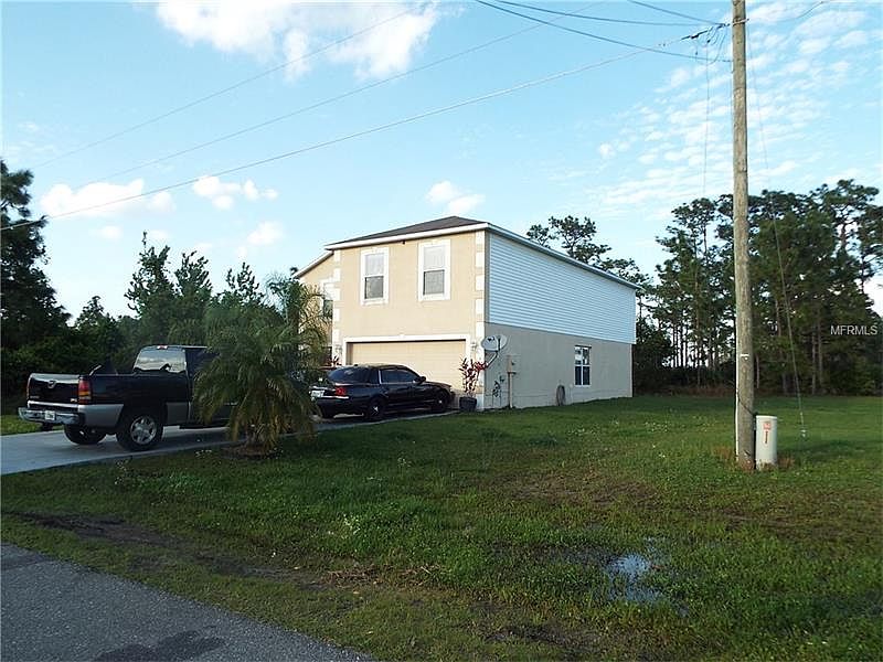 2nd image of 721 Paris Dr