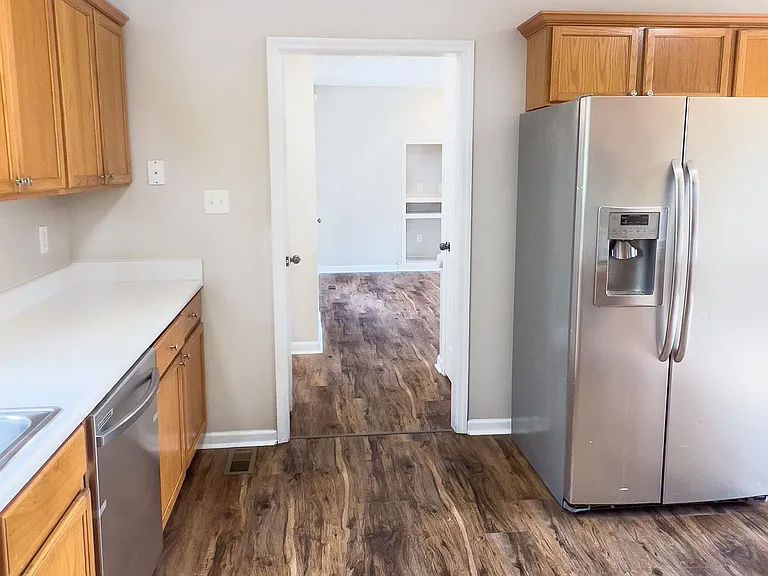 5204 Ahoskie Dr — Photo 5