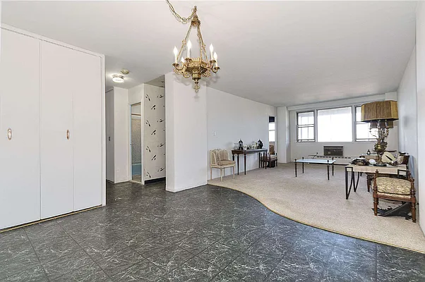 Sold by Fillmore | media 1