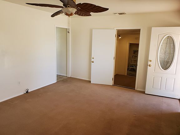 2nd image of 3411 Ashford St