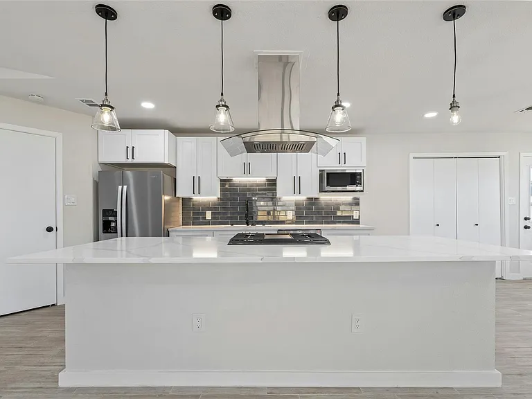 1400 Bellmar Dr — Photo 9