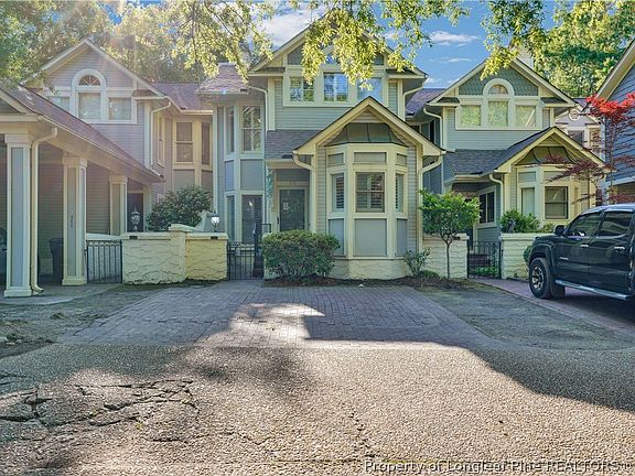 3rd image of 712 Marketview Ct
