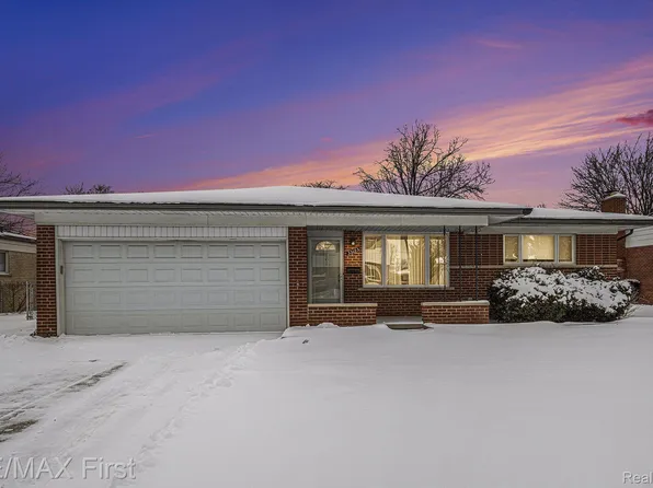 33123 Breckenridge Dr, Sterling Heights, MI 48310