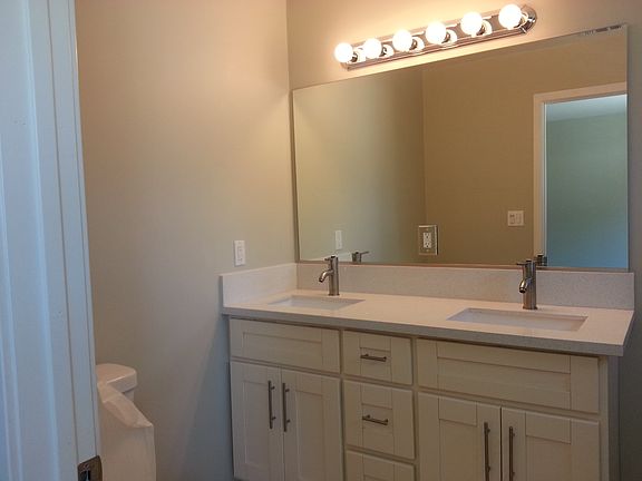 5th image of 17013 E Benwood St